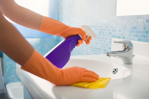 Deep cleaning Barnes property for a healthier and brighter home